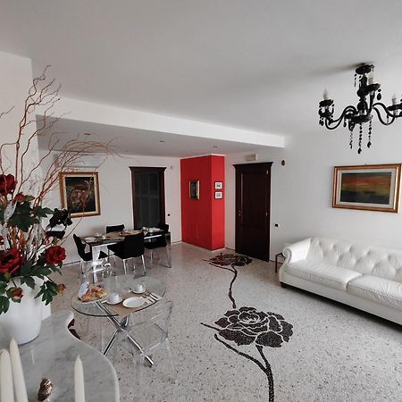 B&B Rossella Montoro Inferiore Экстерьер фото